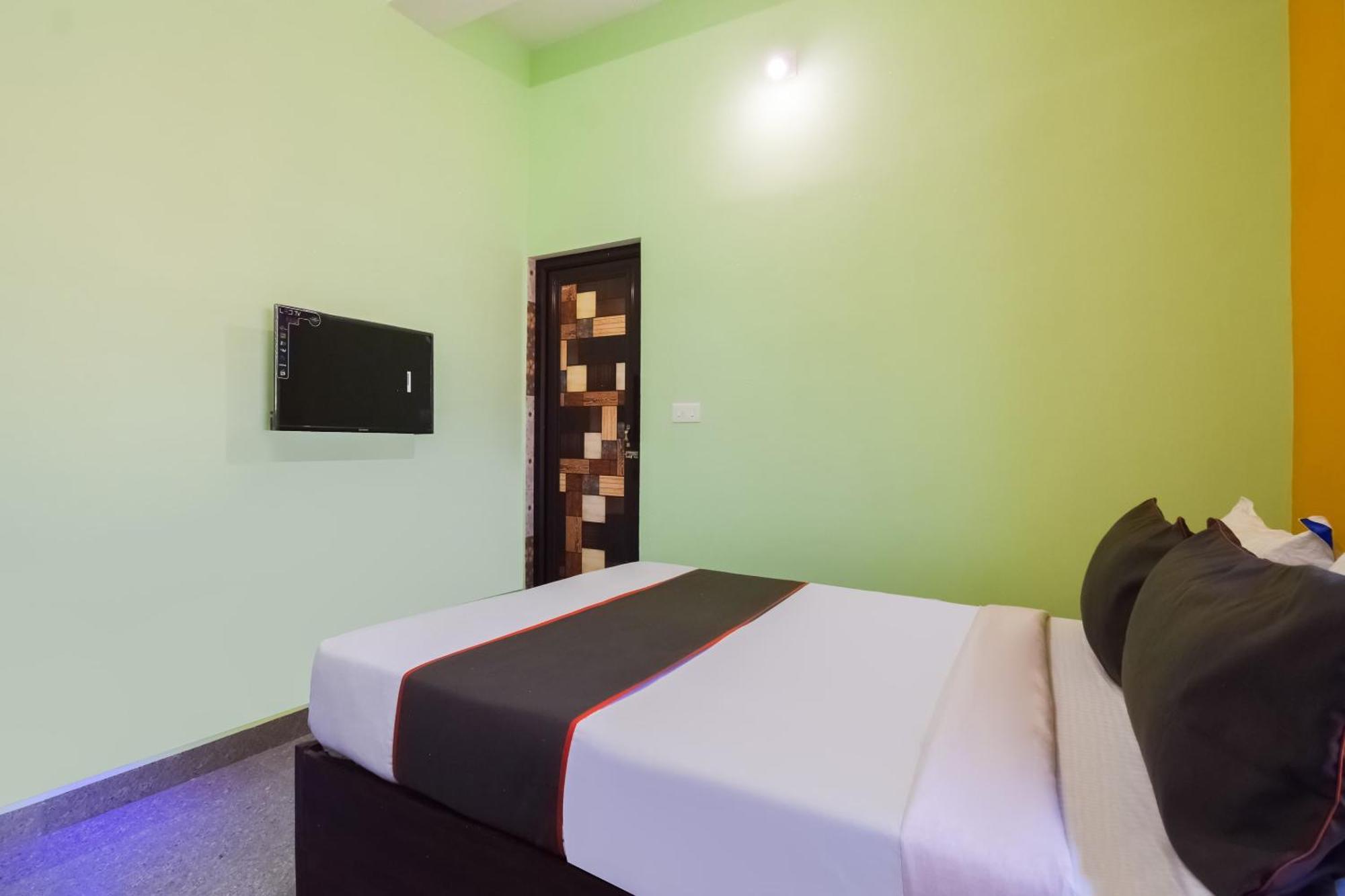 Hotel O Blueberry Inn. Bhubaneswar Buitenkant foto