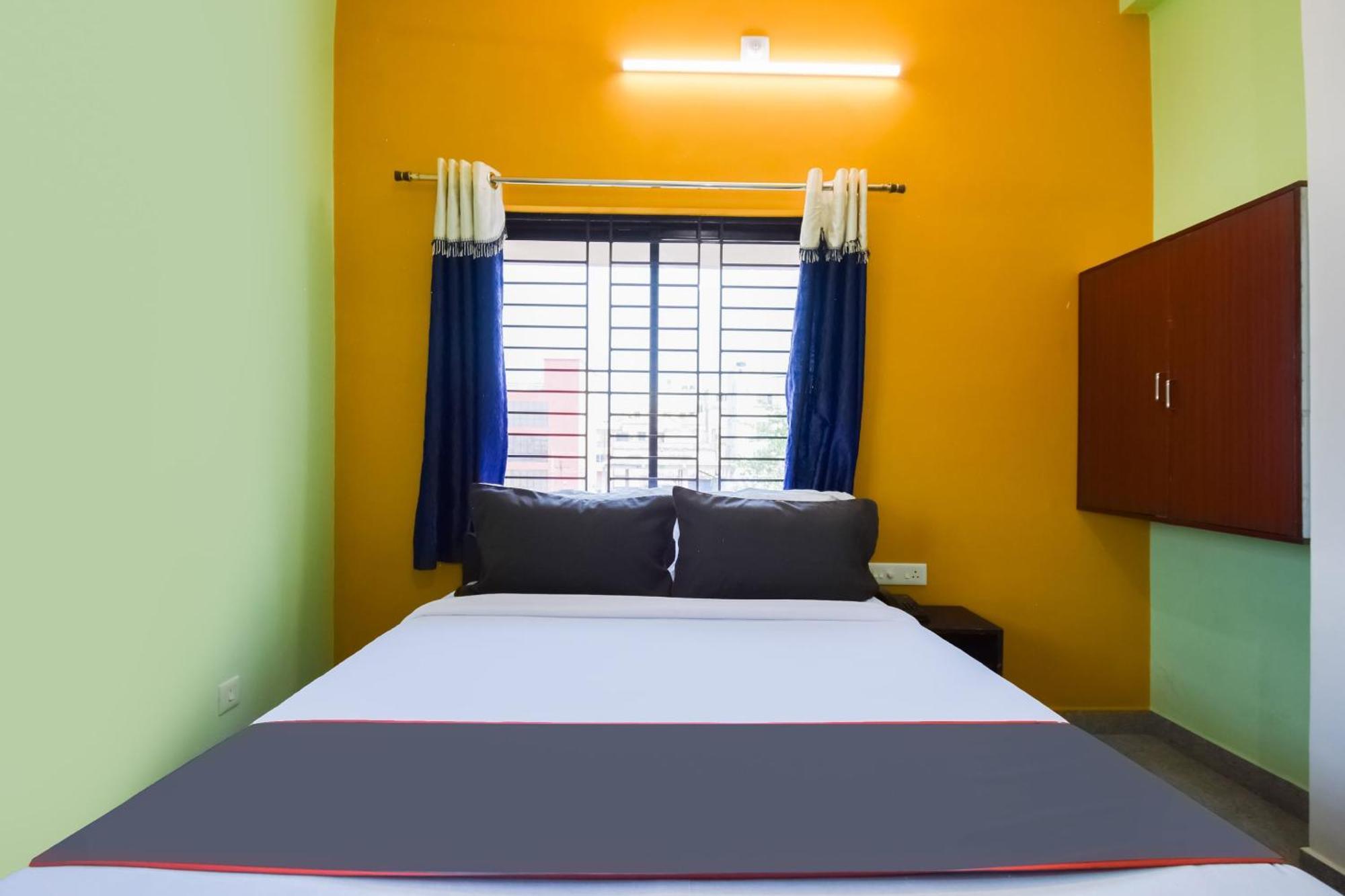 Hotel O Blueberry Inn. Bhubaneswar Buitenkant foto